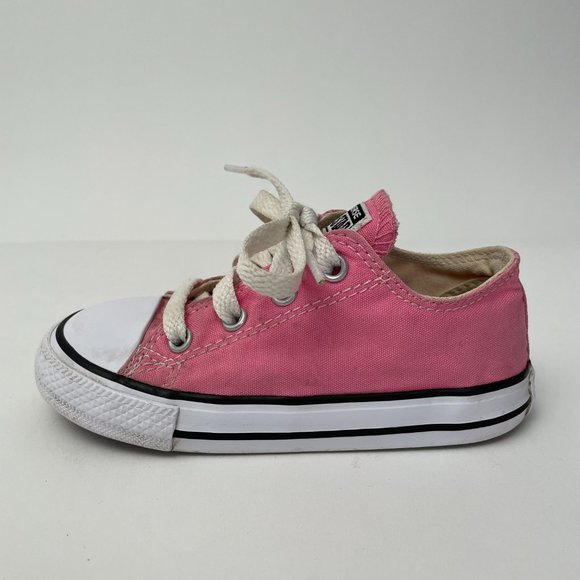 Pink Toddler Converse Chuck Taylor Low Top All Stars, Size 8 - Picture 2 of 8